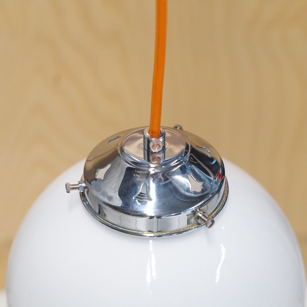 Hanging light 'Paco' in frosted glass