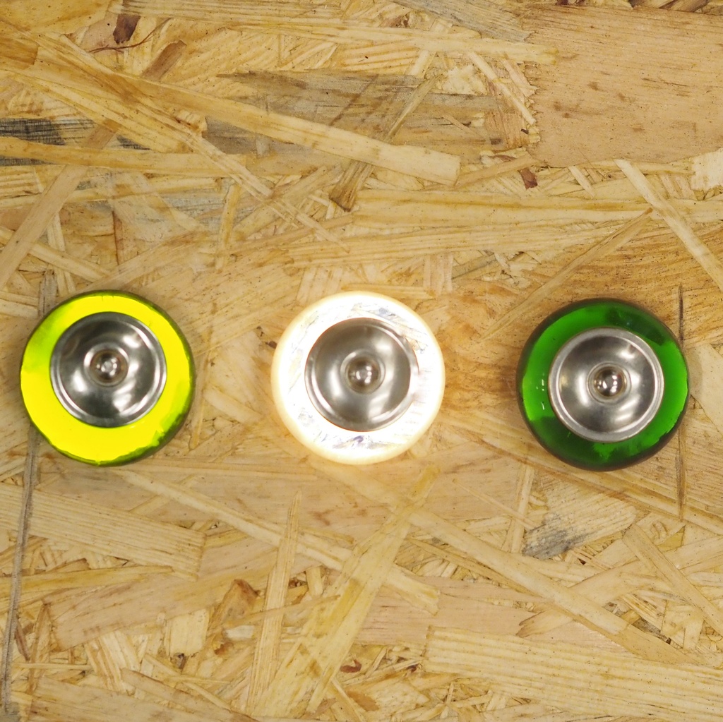 Glass cabinet knob with rosette by Emery&Cie (⌀ 4,5 cm) -  various colors