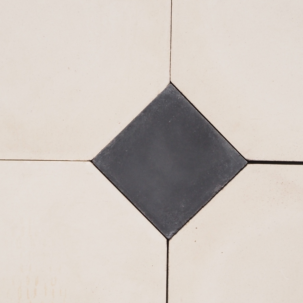 Set of 5 'cabochon' cement tiles by Emery&Cie (40,3 x 40,3 cm) - White or Beige