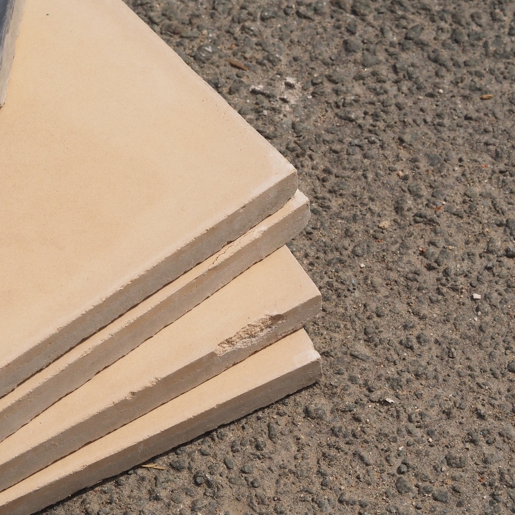 Set of 5 'cabochon' cement tiles by Emery&Cie (40,3 x 40,3 cm) - White or Beige