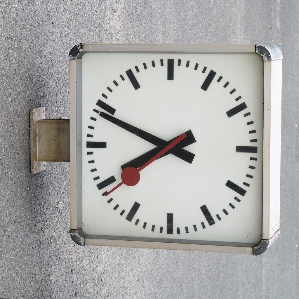 Wall mounted clock reclaimed from the SNCB - Various sizes and shapes