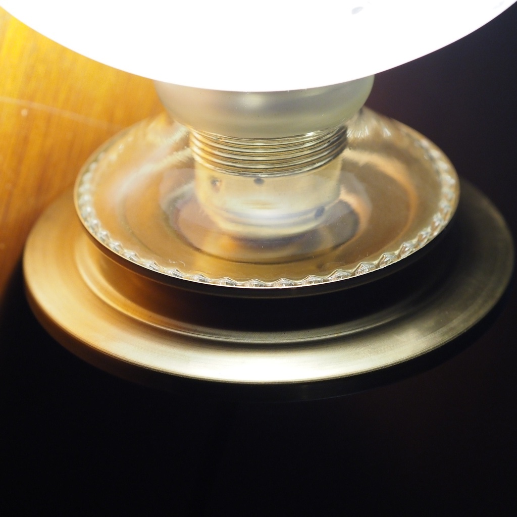 Night light 'Jacqueline' in brass and glass