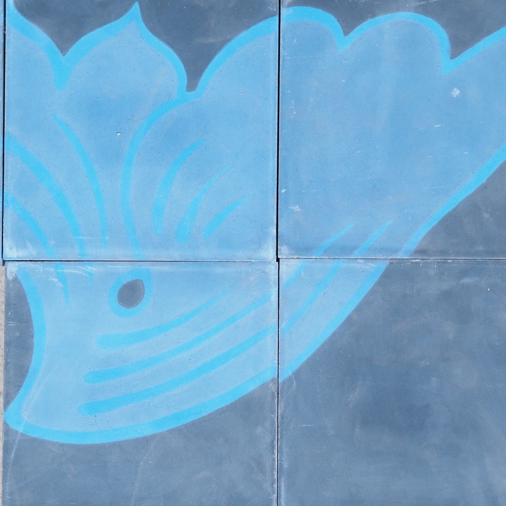 Handpainted glazed terracotta tile from the workshop of Agnès Emery (various sizes) - Only available in our physical shop