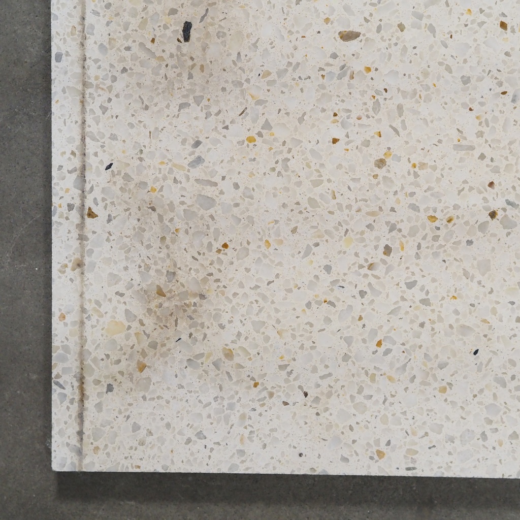 Square recut slab of terrazzo ‘Vetisol Cristo’ (50 x 50 cm)