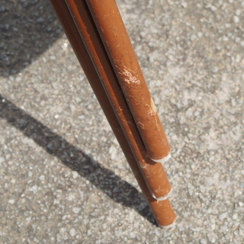 School chair in beech plywood and lacquered steel