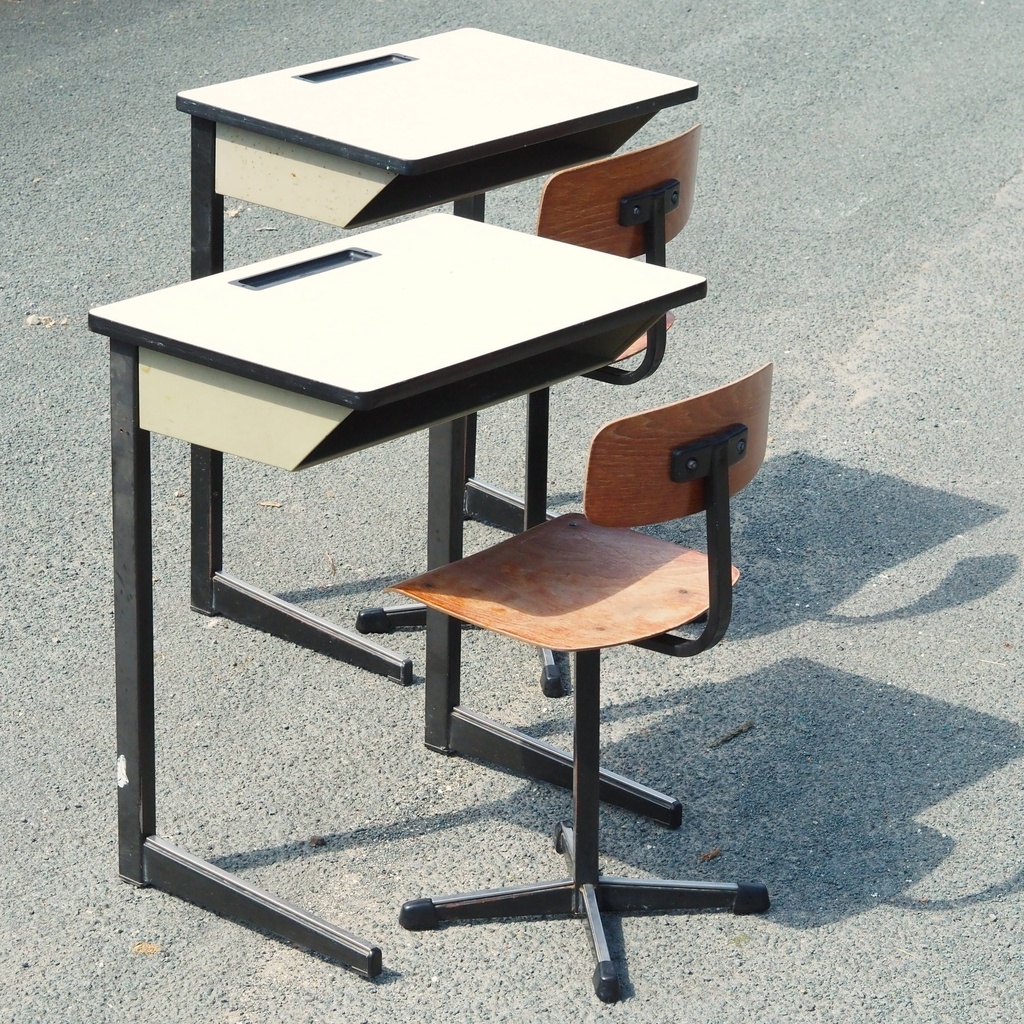 Desk with laminated top and cantilever legs