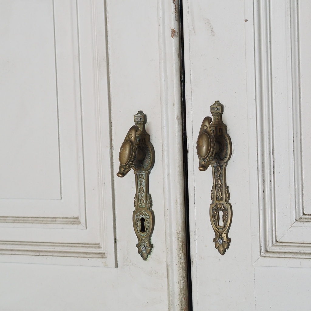 Double door in painted wood (H. 274 cm x (2 x W. 73 cm))
