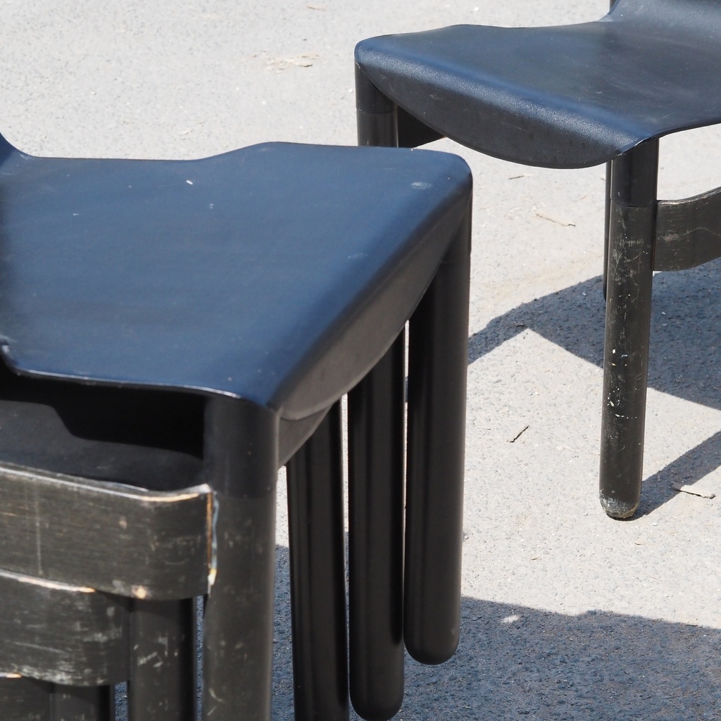 Stackable armchair 'Serie 77' by Gerd Lange for Thonet (ca. 1970)