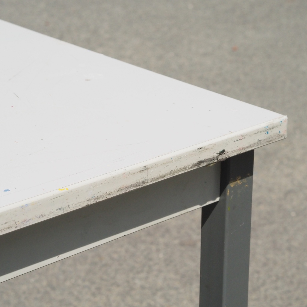 Office table 'H2O' by Ibens & Bataille for Bulo (180 x 80 cm)