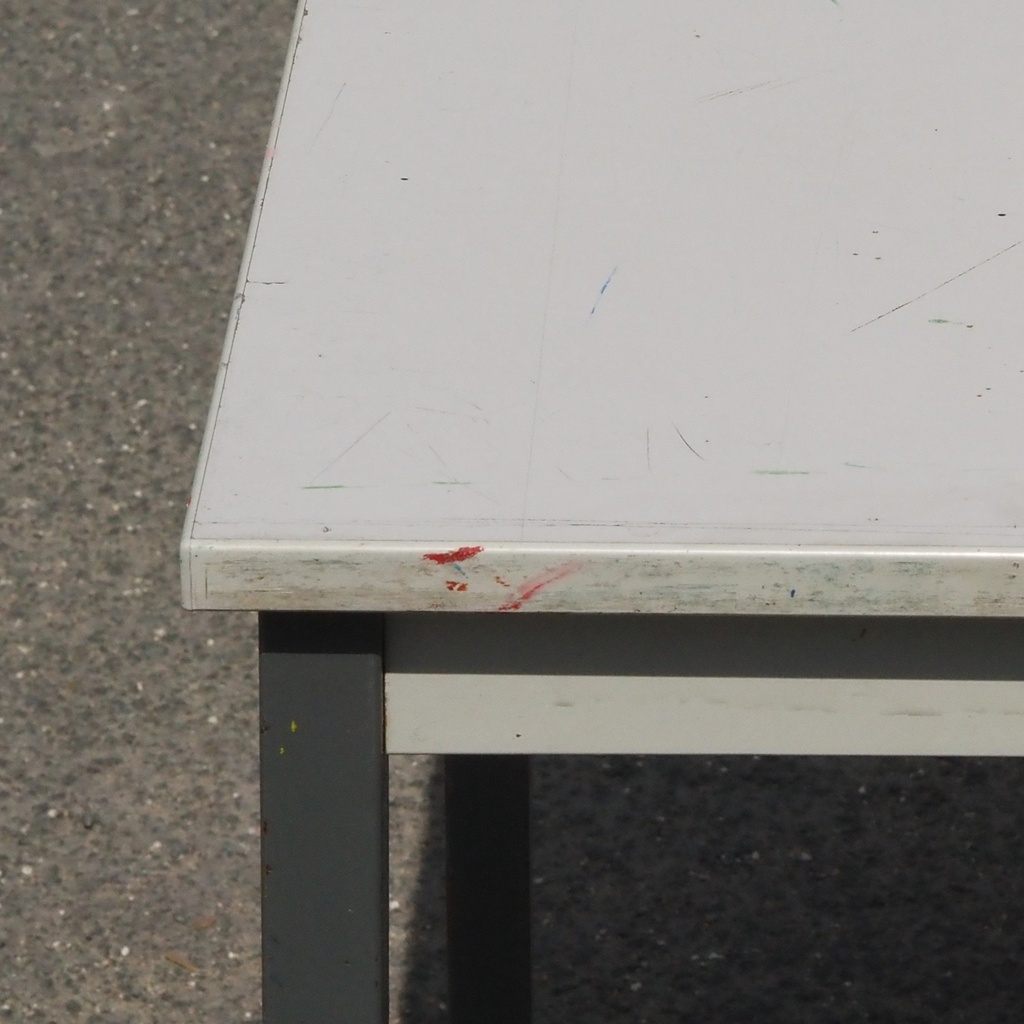 Office table 'H2O' by Ibens & Bataille for Bulo (180 x 80 cm)