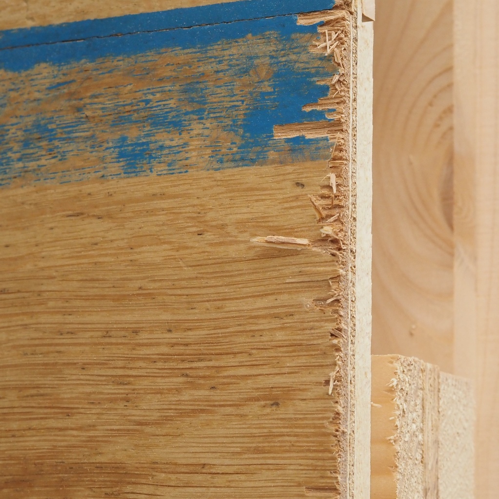 Gymnasium floor panel in 3-ply with oak top layer (±244 x ±122 cm) - Only available in our physical shop on Friday 24/07 & Saturday 25/07