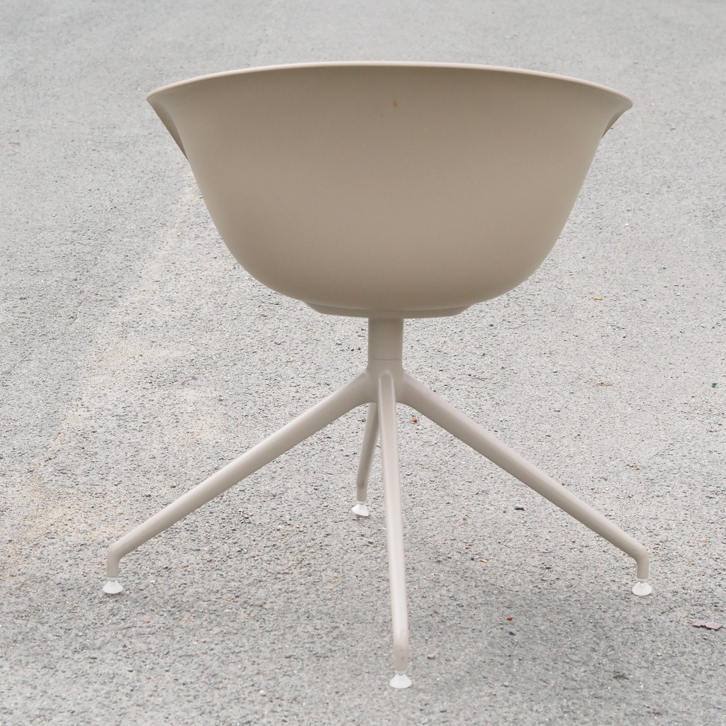 Lounge armchair 'Swan' by Arne Jacobsen for Fritz Hansen -