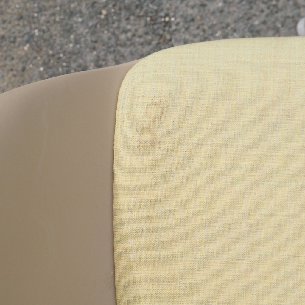 Lounge armchair 'Duna 02' by Arper