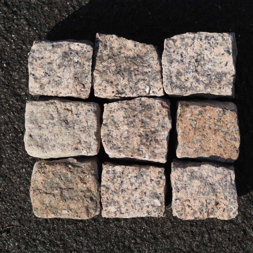 Reclaimed cobble tops - Only in our physical shop