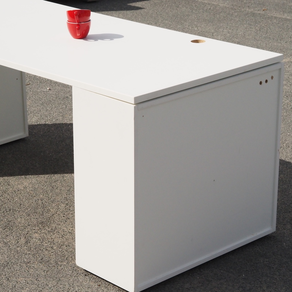 Office table 'H2O' by Ibens & Bataille for Bulo (180 x 80 cm)