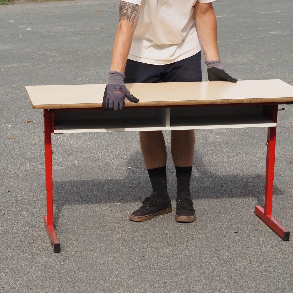 Office table 'H2O' by Ibens & Bataille for Bulo (180 x 80 cm)