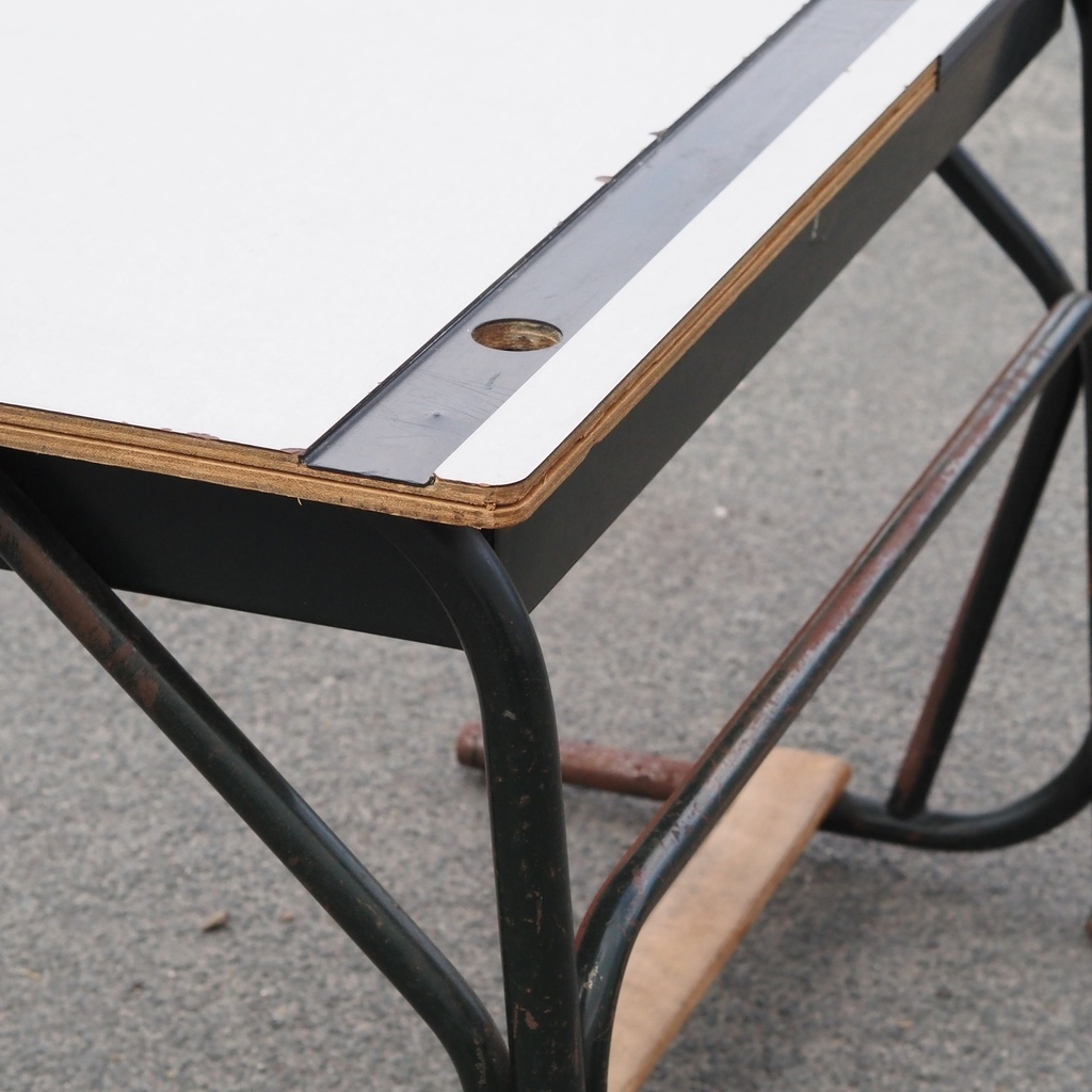 Office table 'H2O' by Ibens & Bataille for Bulo (180 x 80 cm)