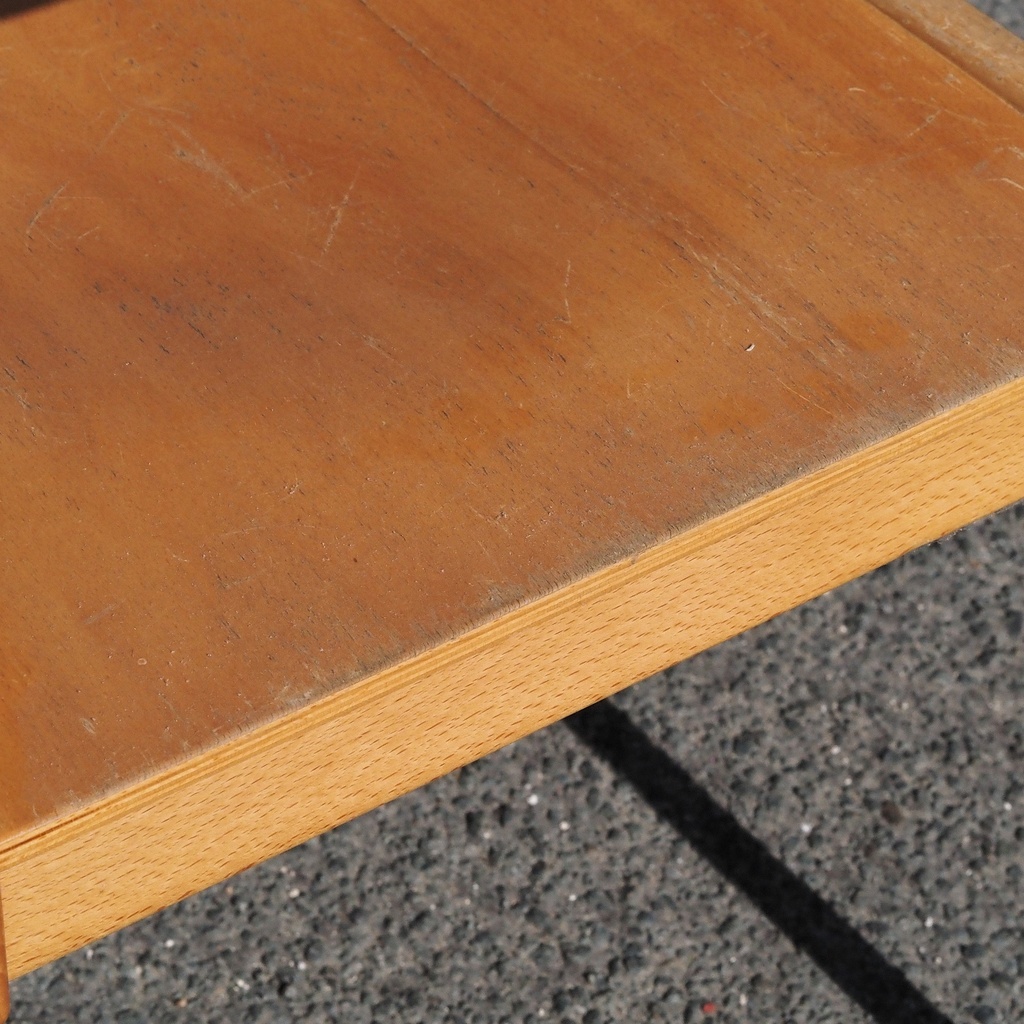 Stackable school chair in solid beech