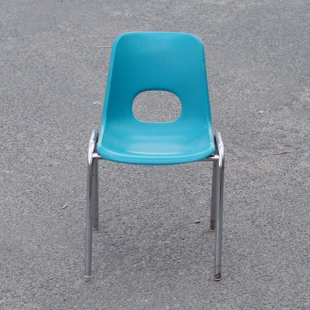 Stackable chair in varnished beech plywood and powder coated steel