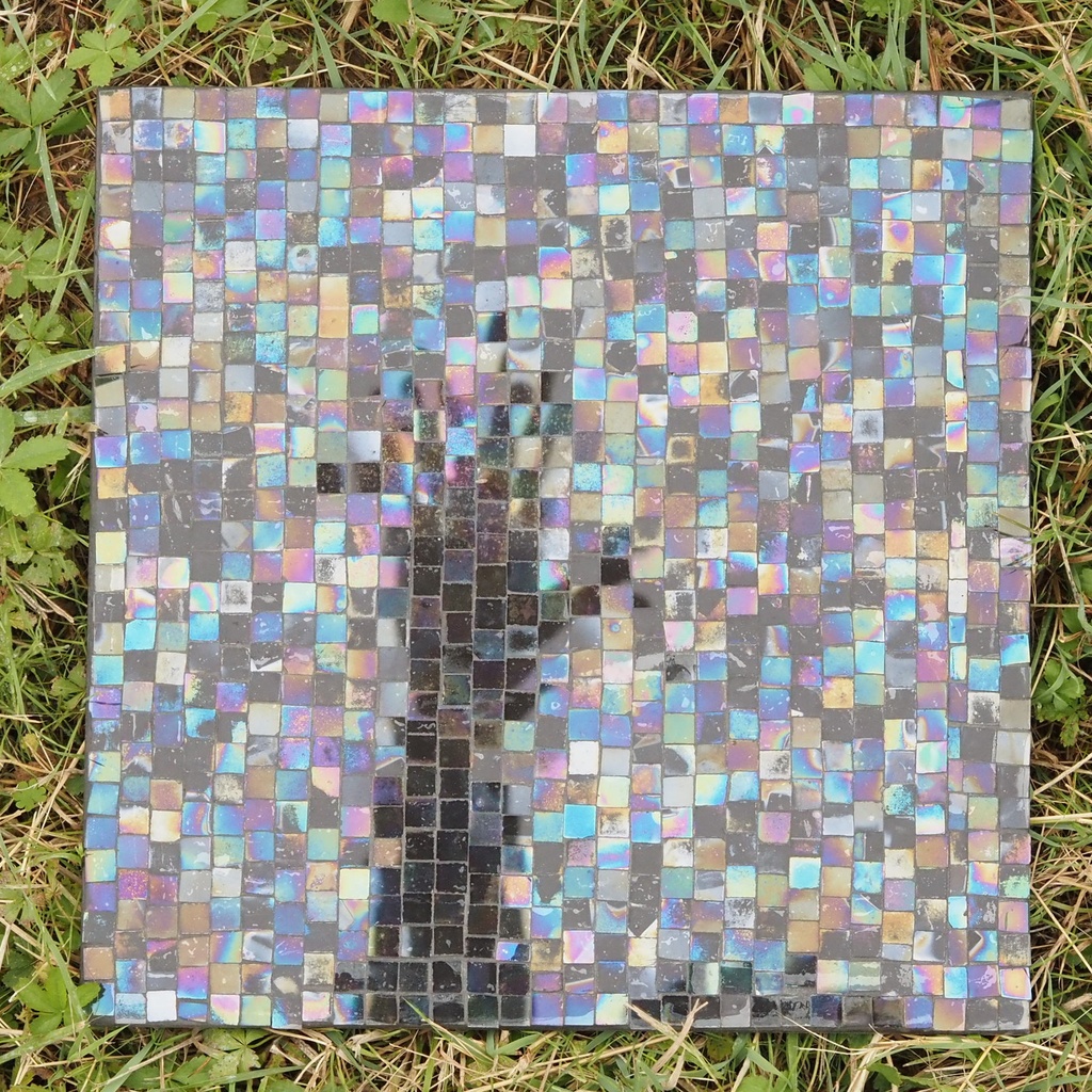 Handpainted glazed terracotta tile from the workshop of Agnès Emery (various sizes) - Only available in our physical shop