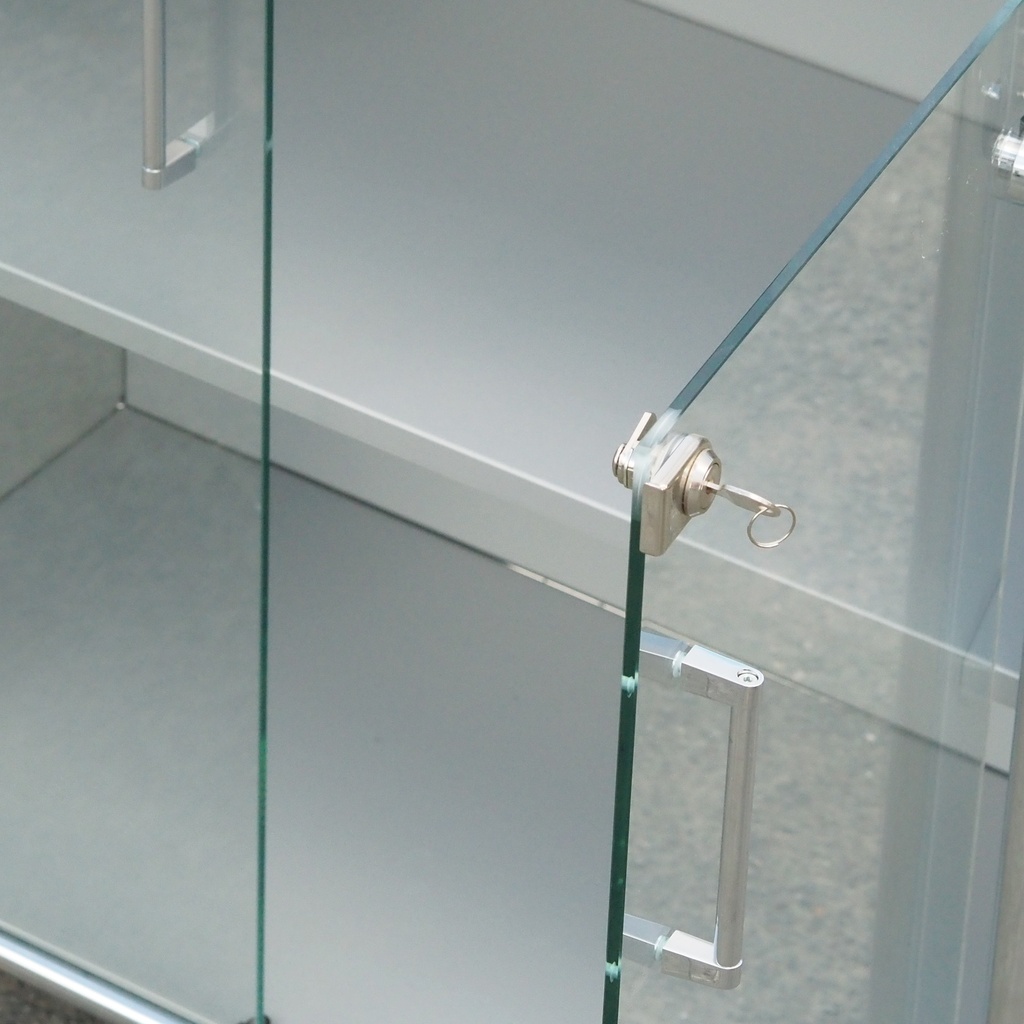 Drawer unit by Gispen in white lacquered steel