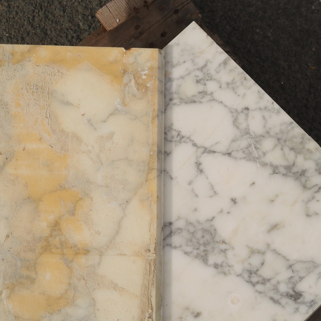 Travertine slabs from an office building in Paris (2,3 - 2,4 cm thick) - Sold per batch