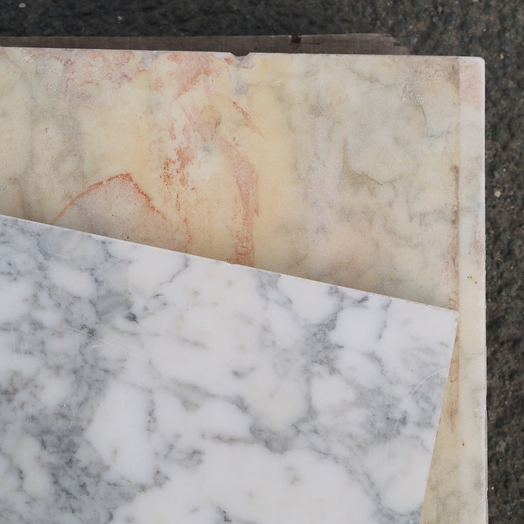 Travertine slabs from an office building in Paris (2,3 - 2,4 cm thick) - Sold per batch
