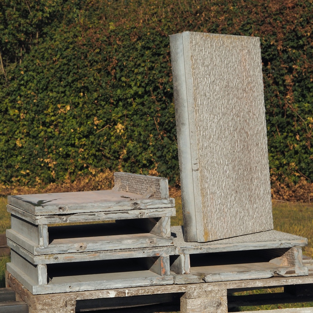 Blue limestone slabs with integral upstand