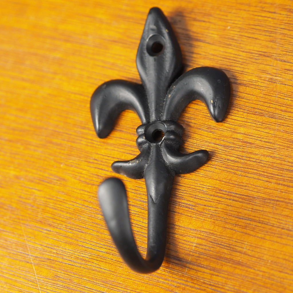 Coat hook 'Fleur de lis' - Black - Large