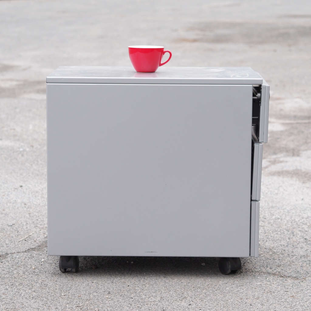 Drawer unit by Bulo in white coated melamine