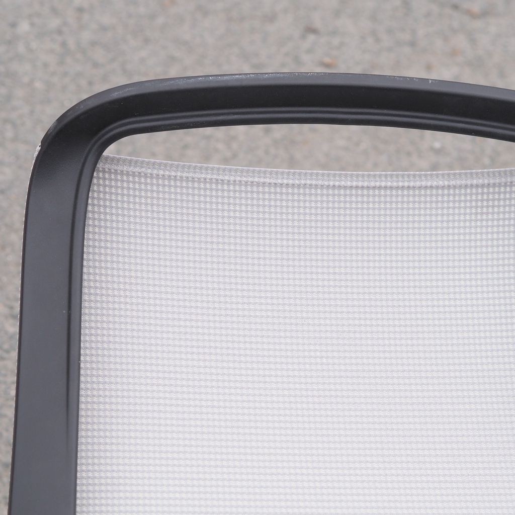 Stackable chair in Pagwood by Thur-op-seat