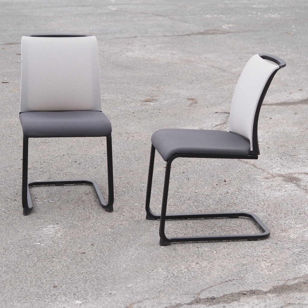 Stackable chair in Pagwood by Thur-op-seat