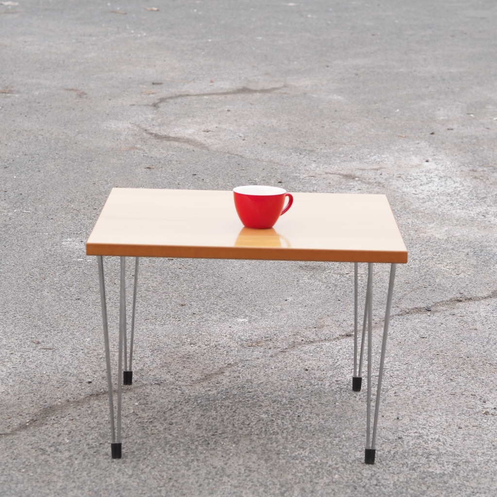 Stackable chair in Pagwood by Thur-op-seat