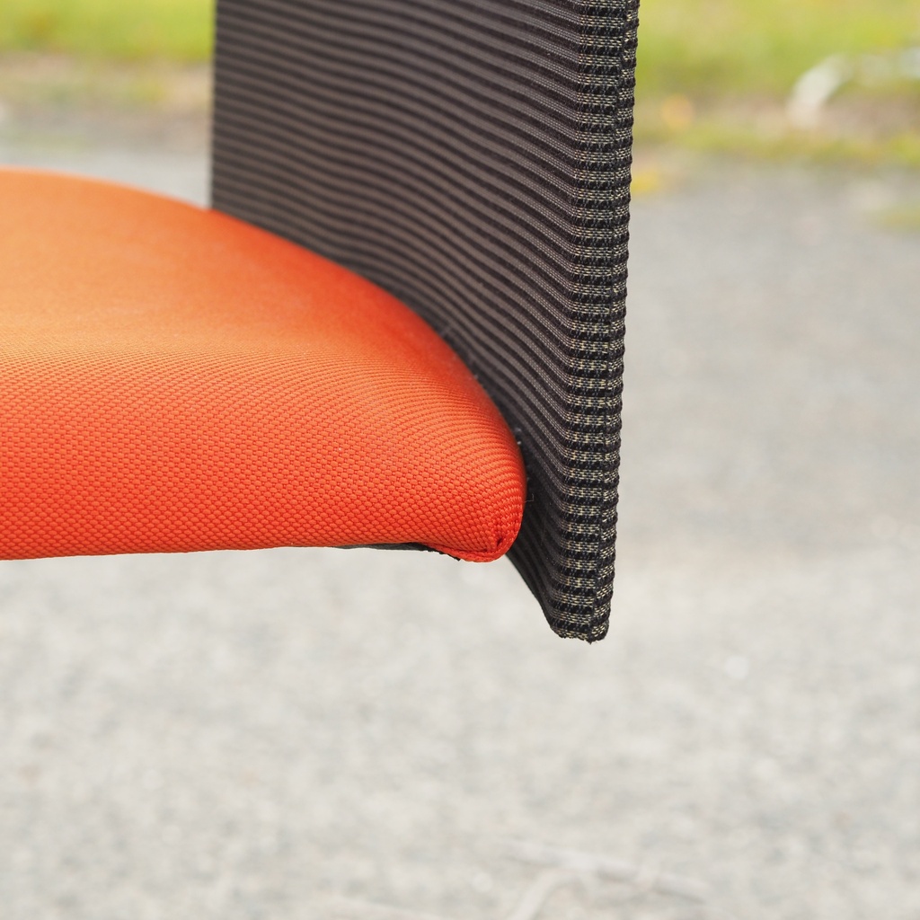 Stackable chair in Pagwood by Thur-op-seat