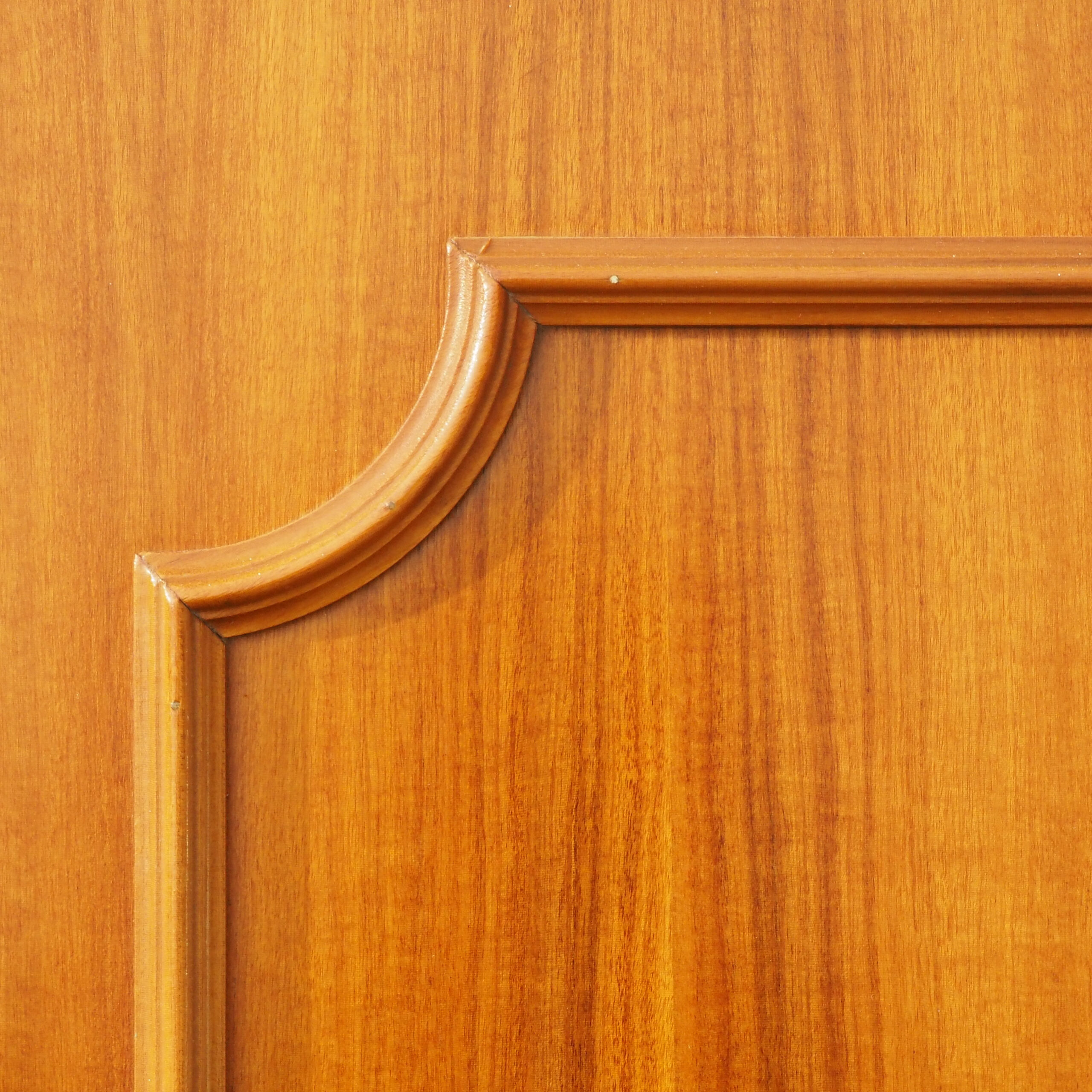 Varnished wooden door (H. 198.2 x W. 71.8 cm) – Right/Left