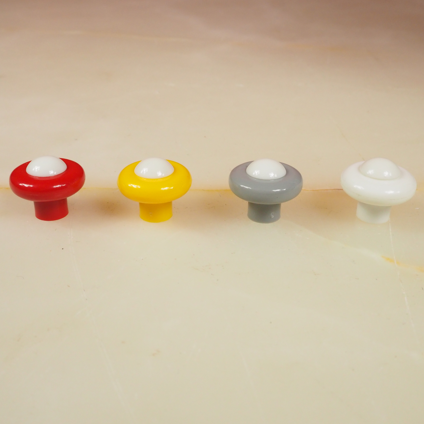 Colourful cabinet knob handle in plastic