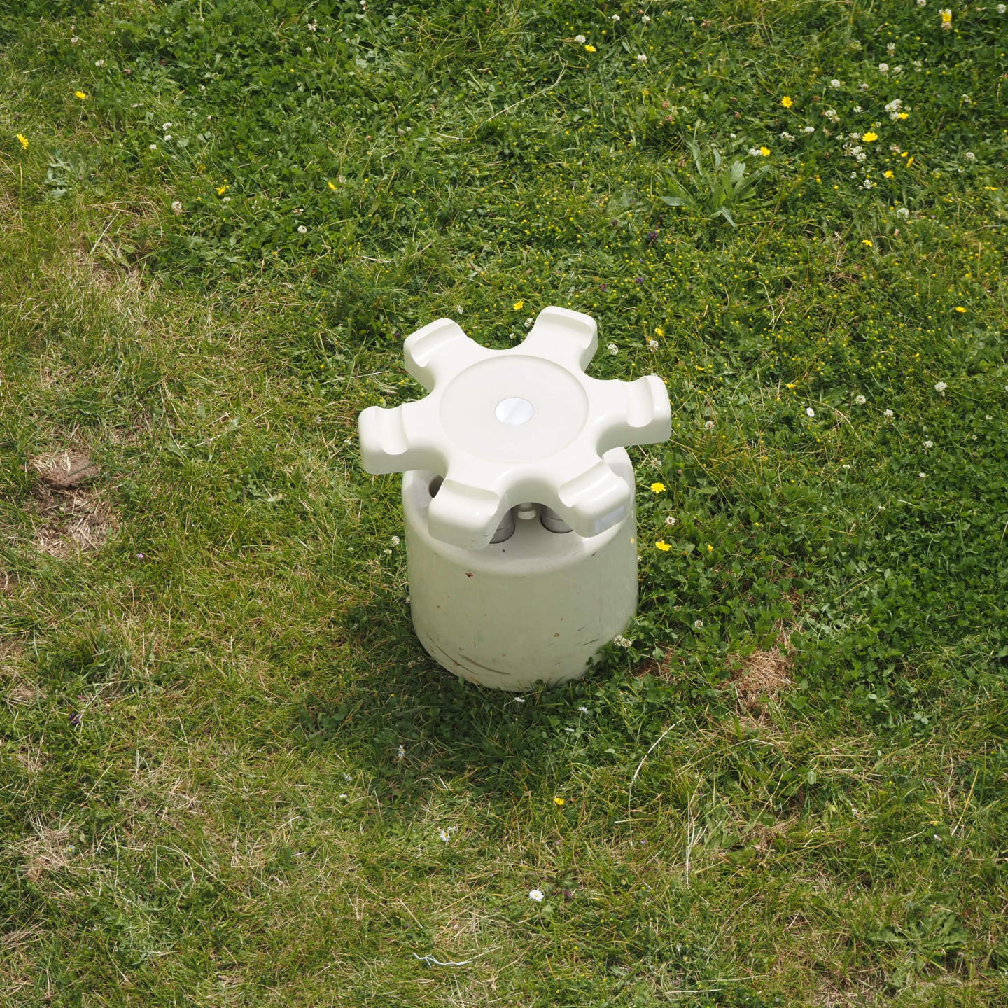 White coat and umbrella rack by Paolo Orlandini &amp; Roberto Lucci for Velca Legnano