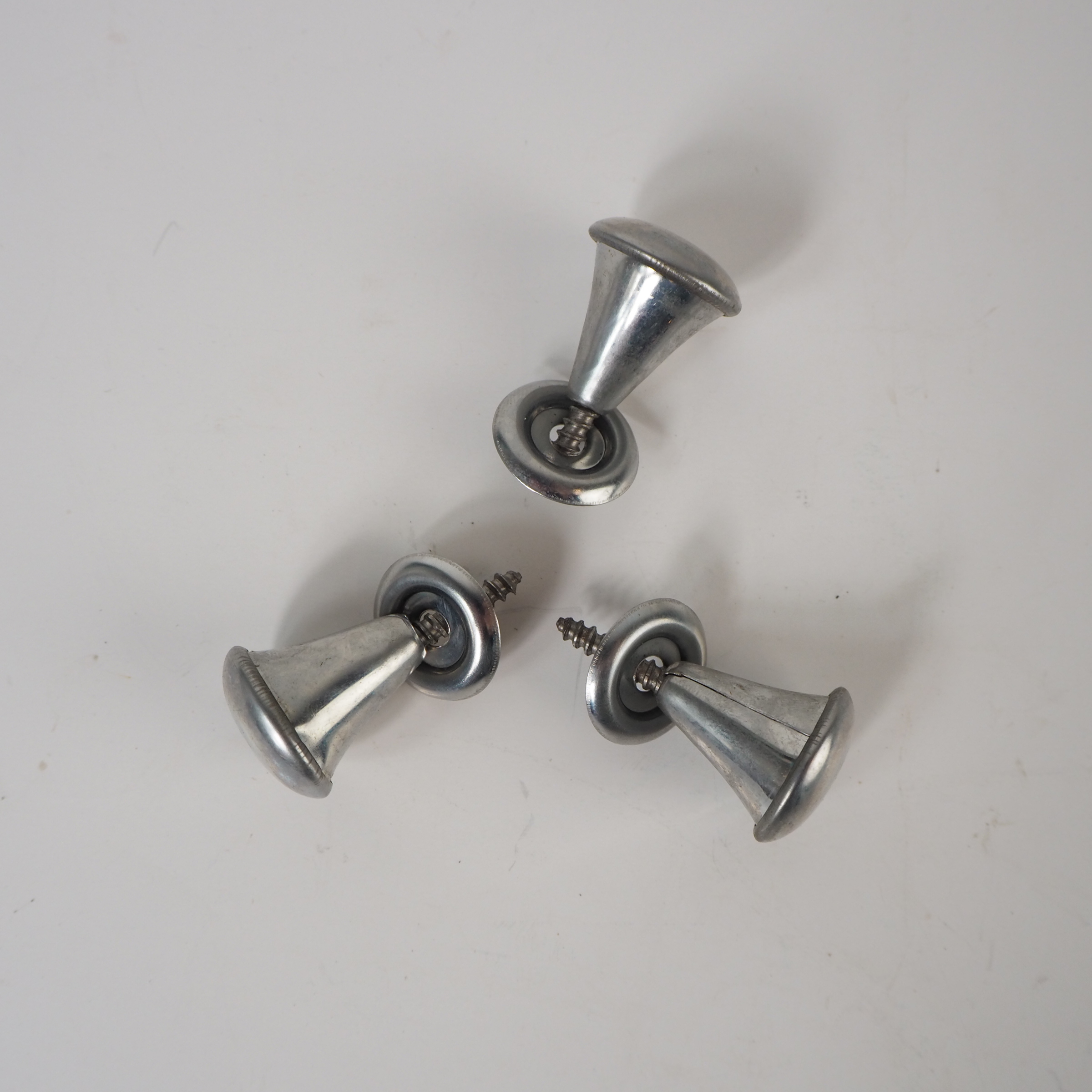 Chromed Nickel cabinet knob (set of 3)