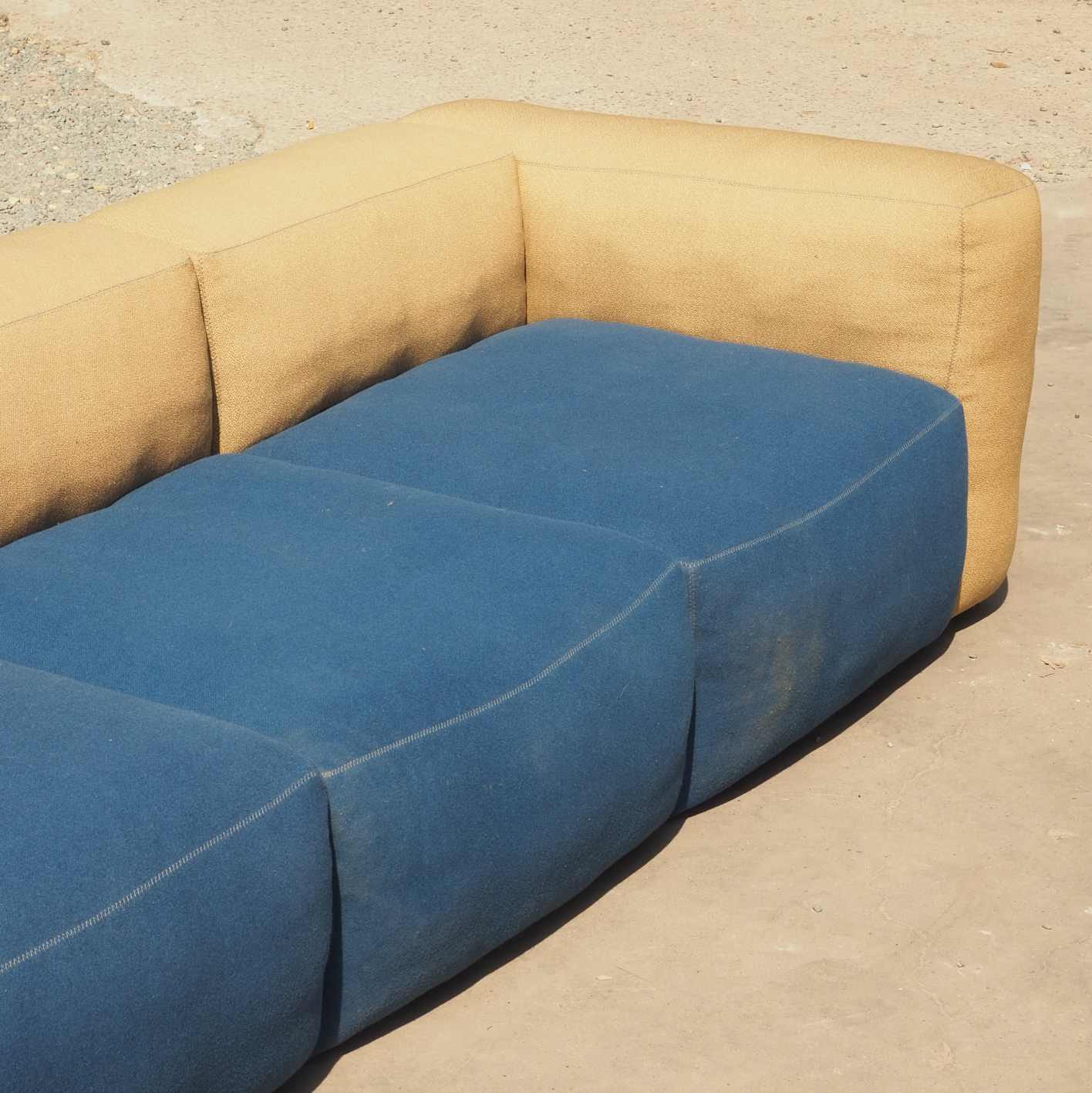 Large sofa 'Mags Soft' by HAY (5 modules)