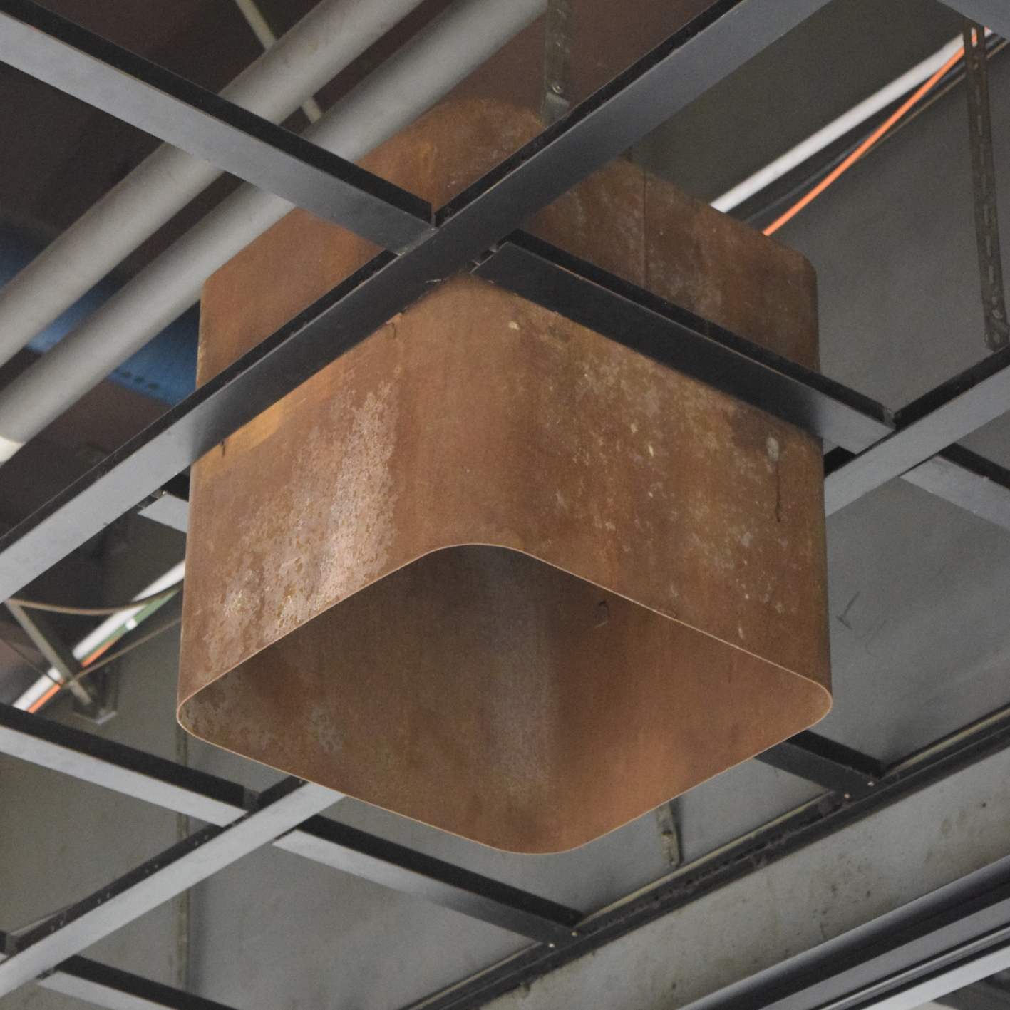 Ceiling modules in corten steel from CCN building (ca. 1974) (Divers : Variable dimensions)