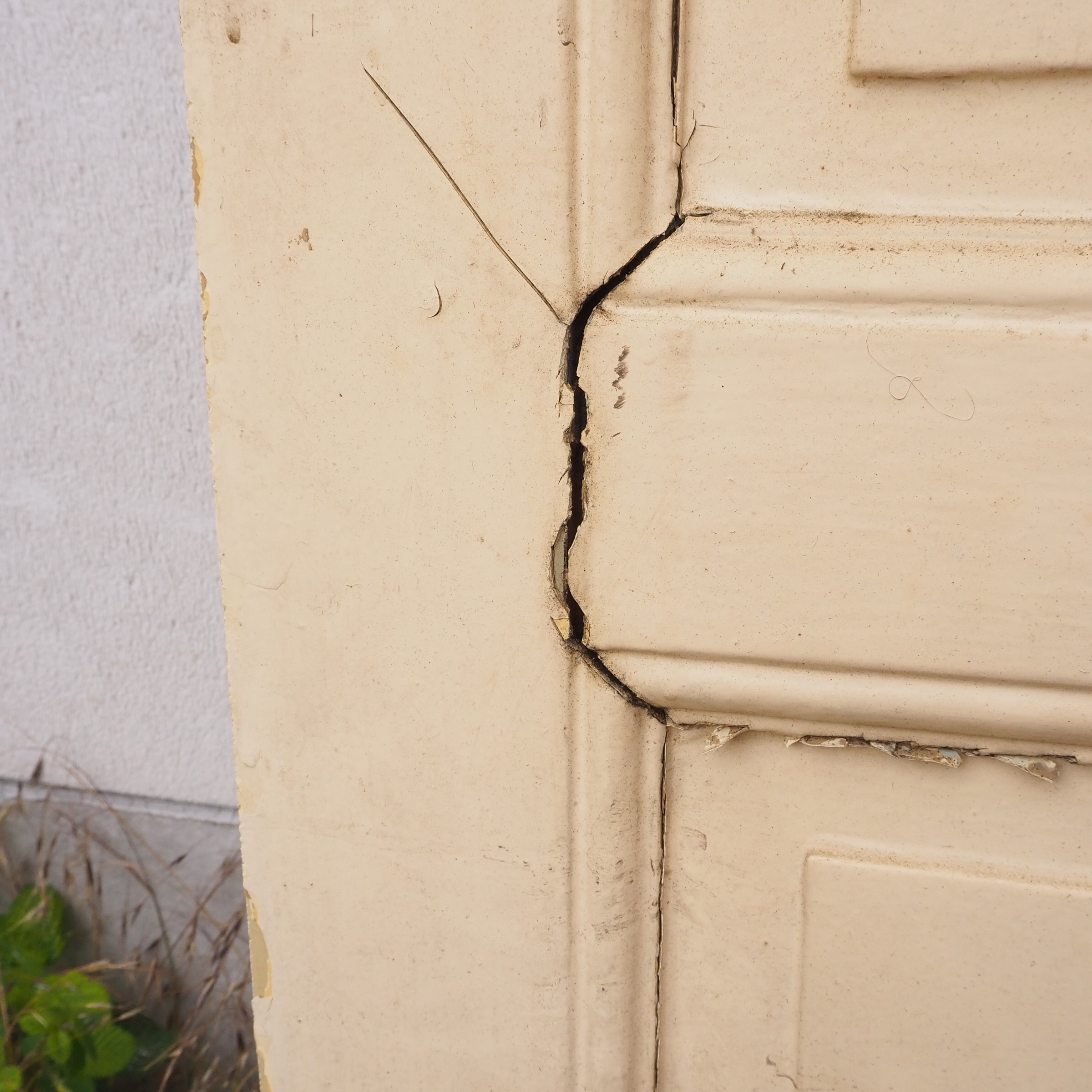 Door in painted wood (W. 81,2 x H. 213,2 cm)