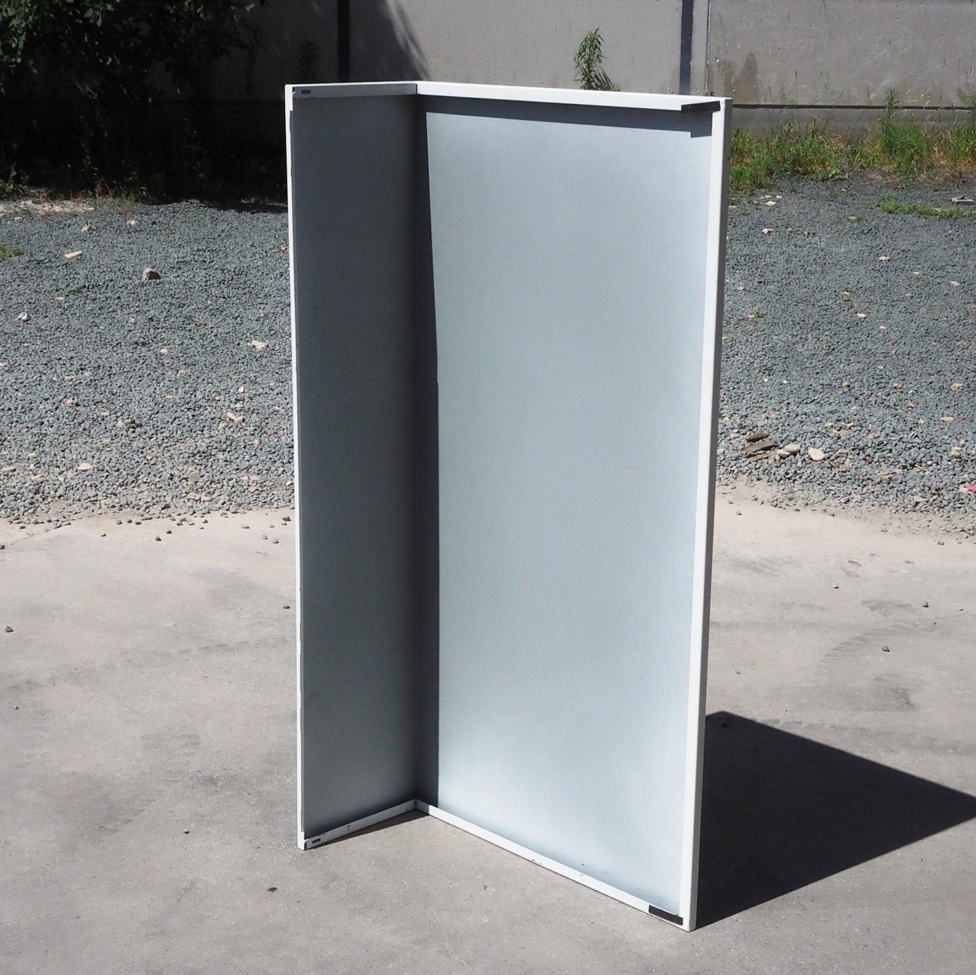 Radiator cover in white painted steel