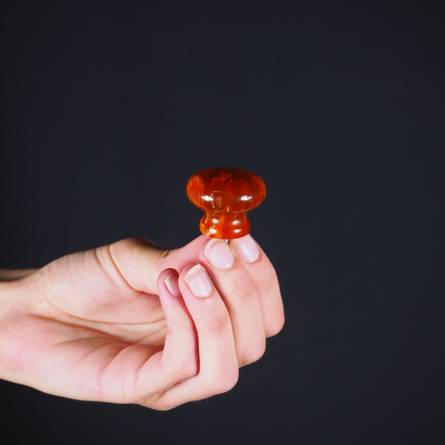 Cabinet knob in resin - Lava red  - Medium