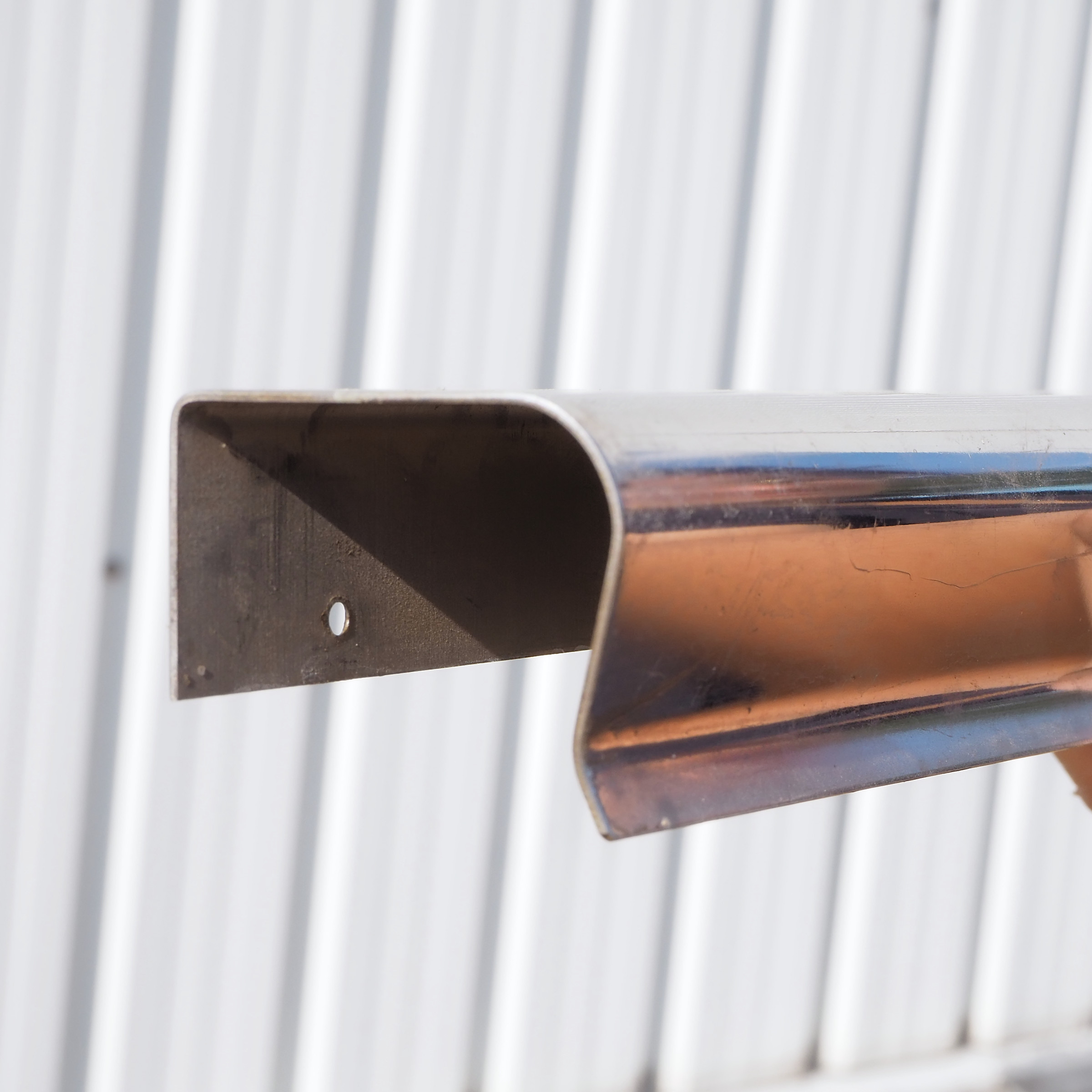 Profiled handle from Ledeganck building (L. 68 cm to 74 cm)