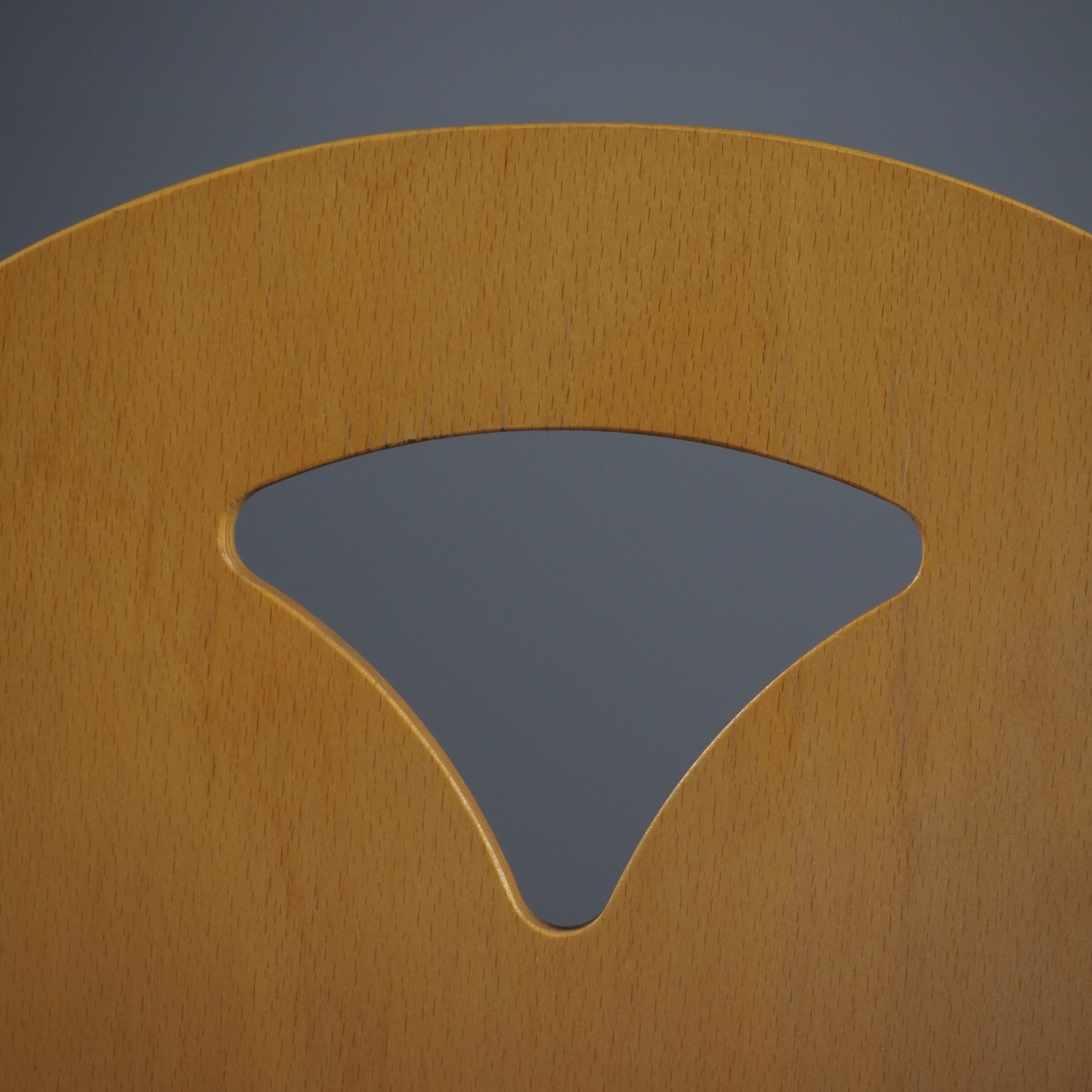 Stackable plywood chair by Metafox