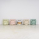 Recessed sponge holder in porcelain (ca. 1970)