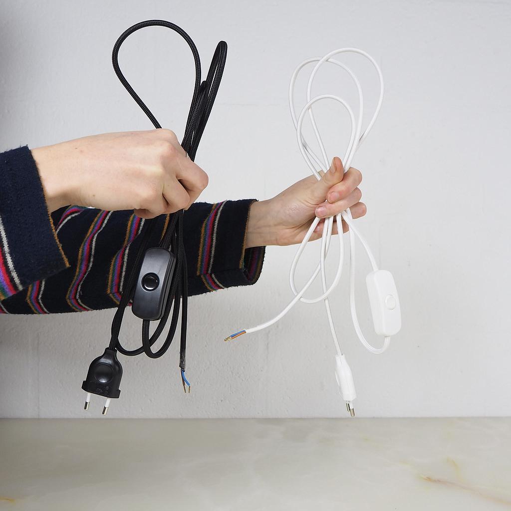 Textile cable with switch and plug (New)