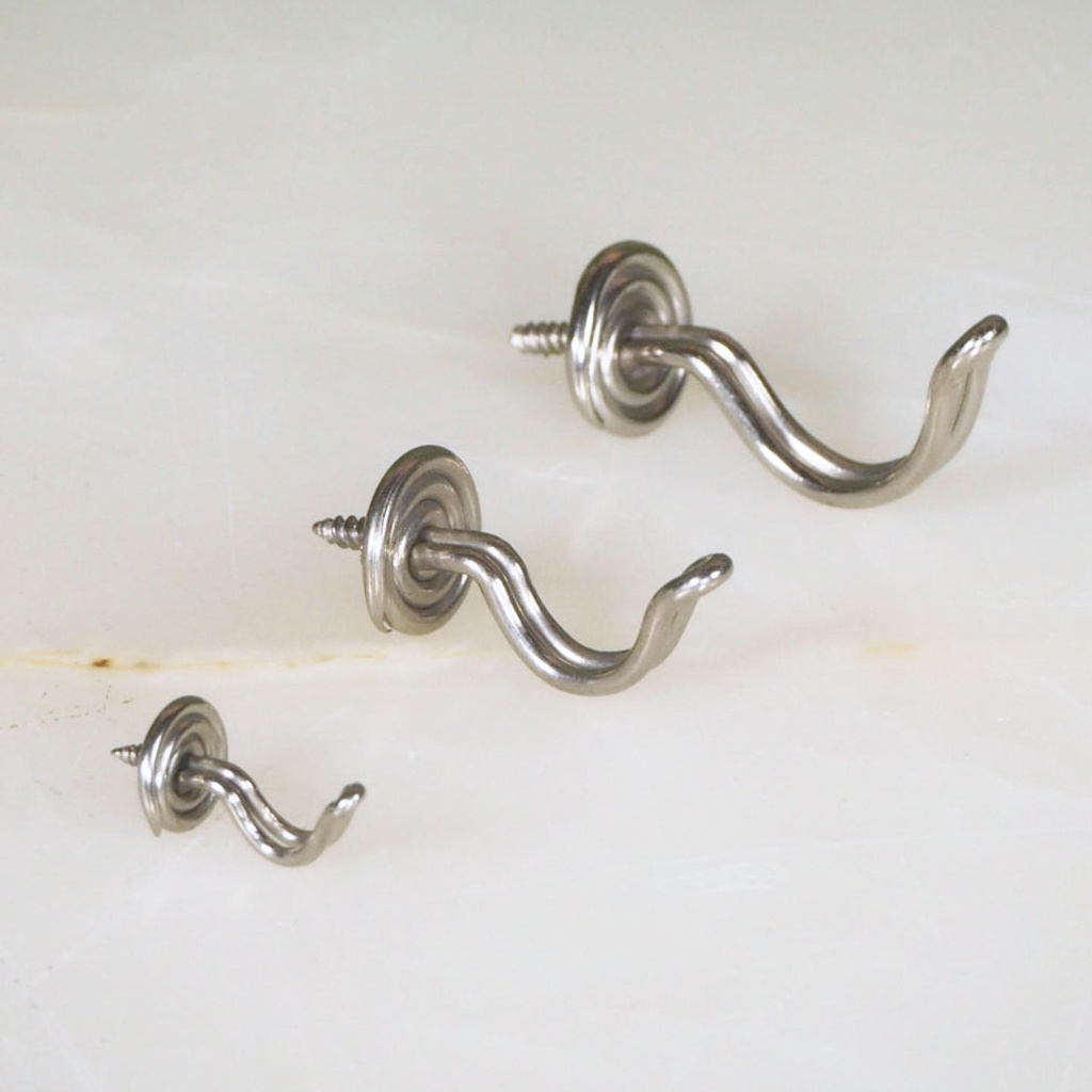 Wire hook with flat base in nickel plated steel (3 pcs)