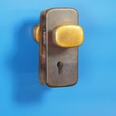 Double door pull handle with keyhole in sand-cast bronze by Jules Wabbes from the Générale de Banque - Fixed (Right)