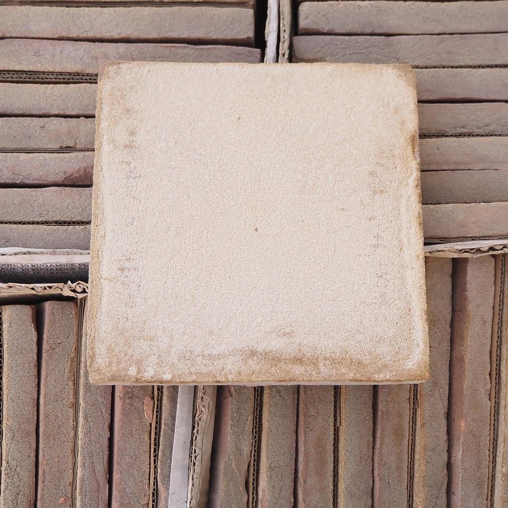 Terracotta floor tiles by Rugamiek